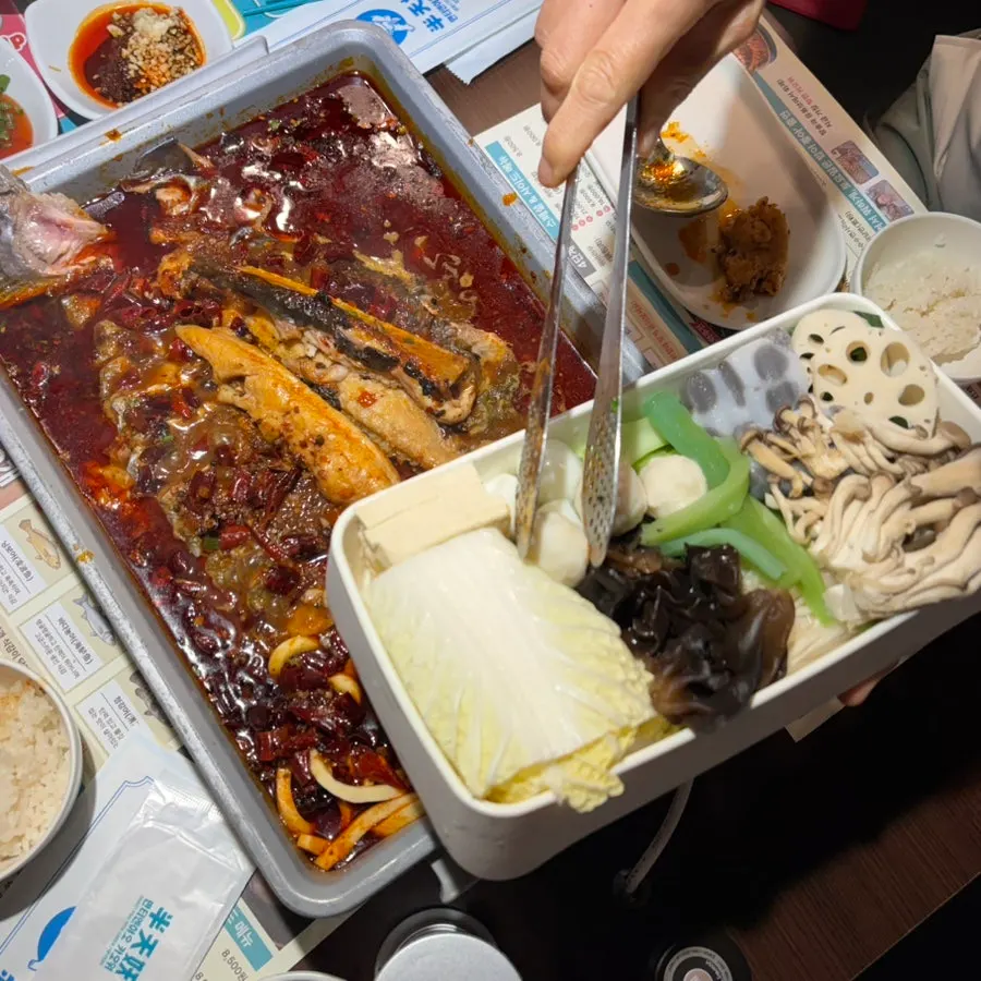 Picked ningbo fish flesh with white rice