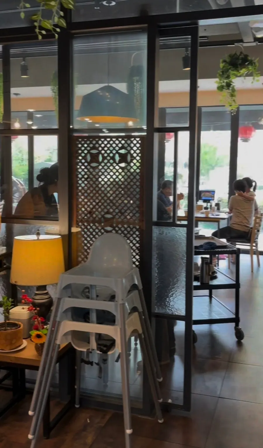 Vertical photo capturing Macheonchwi's interior atmosphere