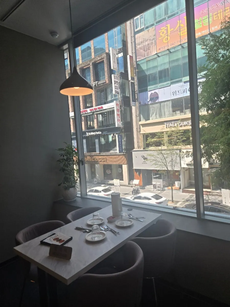 플레이트 둔산점 파스타 메뉴 주문 전 모습