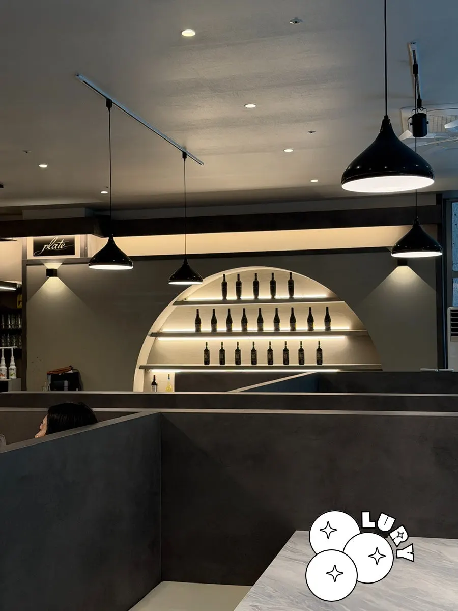Interior design of Plate Dunsan Branch