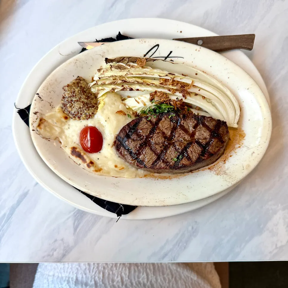 Steak set main course