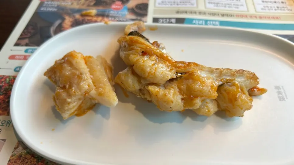 Isi ikan lembut meresap kuah tomato