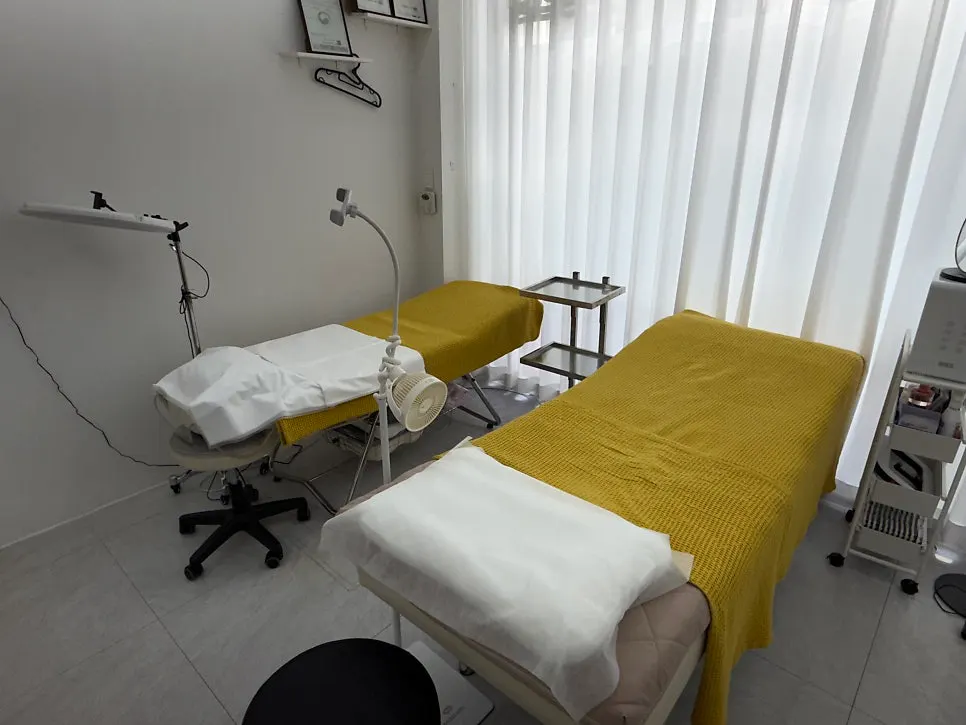 Counter and treatment bed further inside