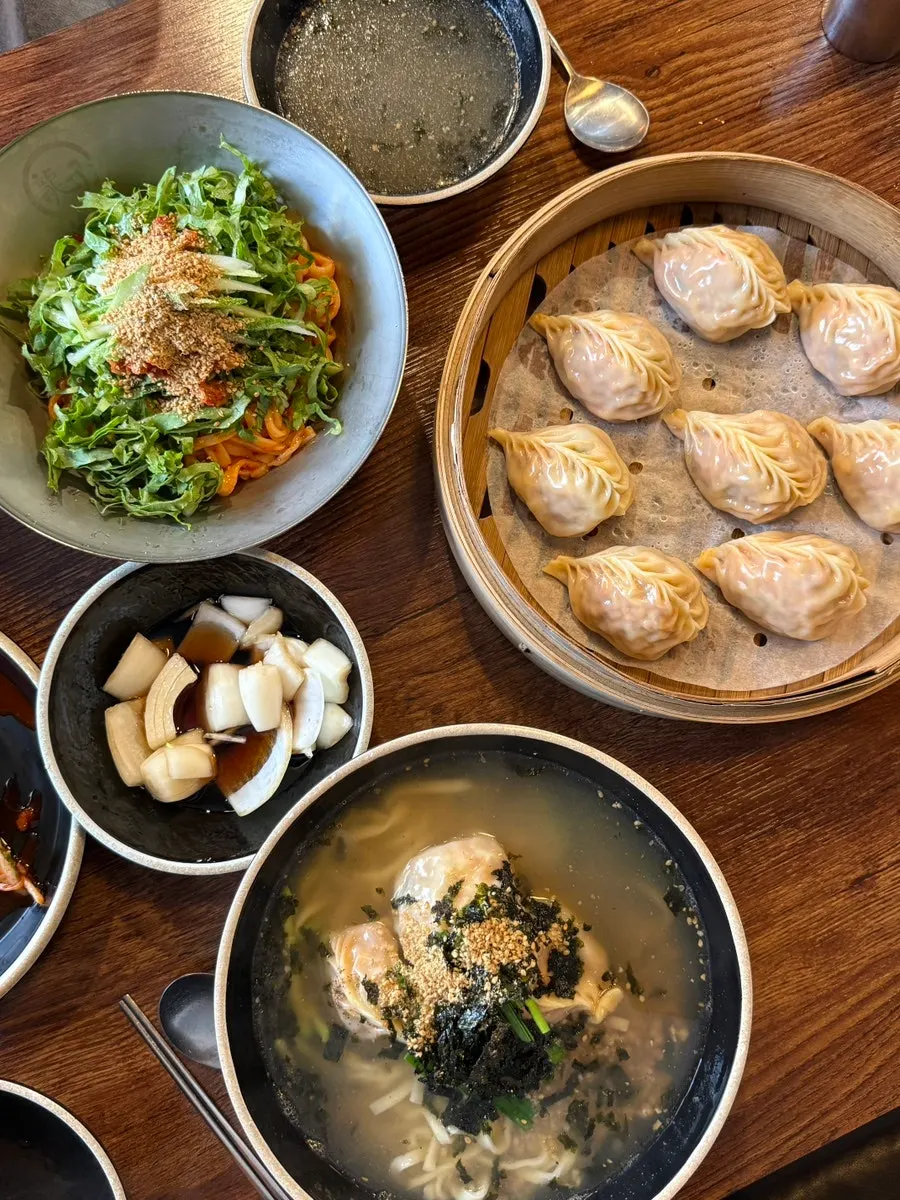 Ordered dishes at Yongja 1 Gwanpyeong Branch