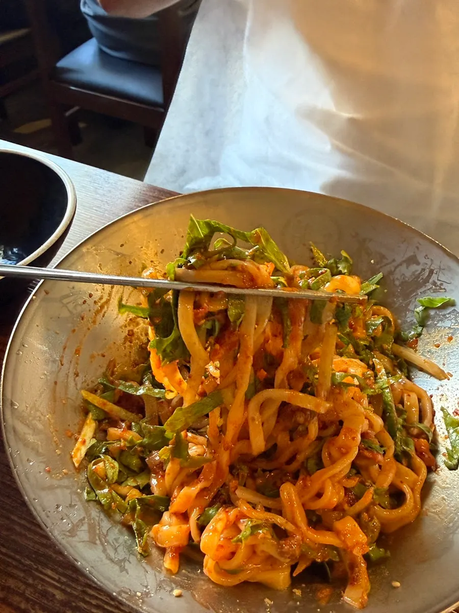 Bibim kalguksu served with broth
