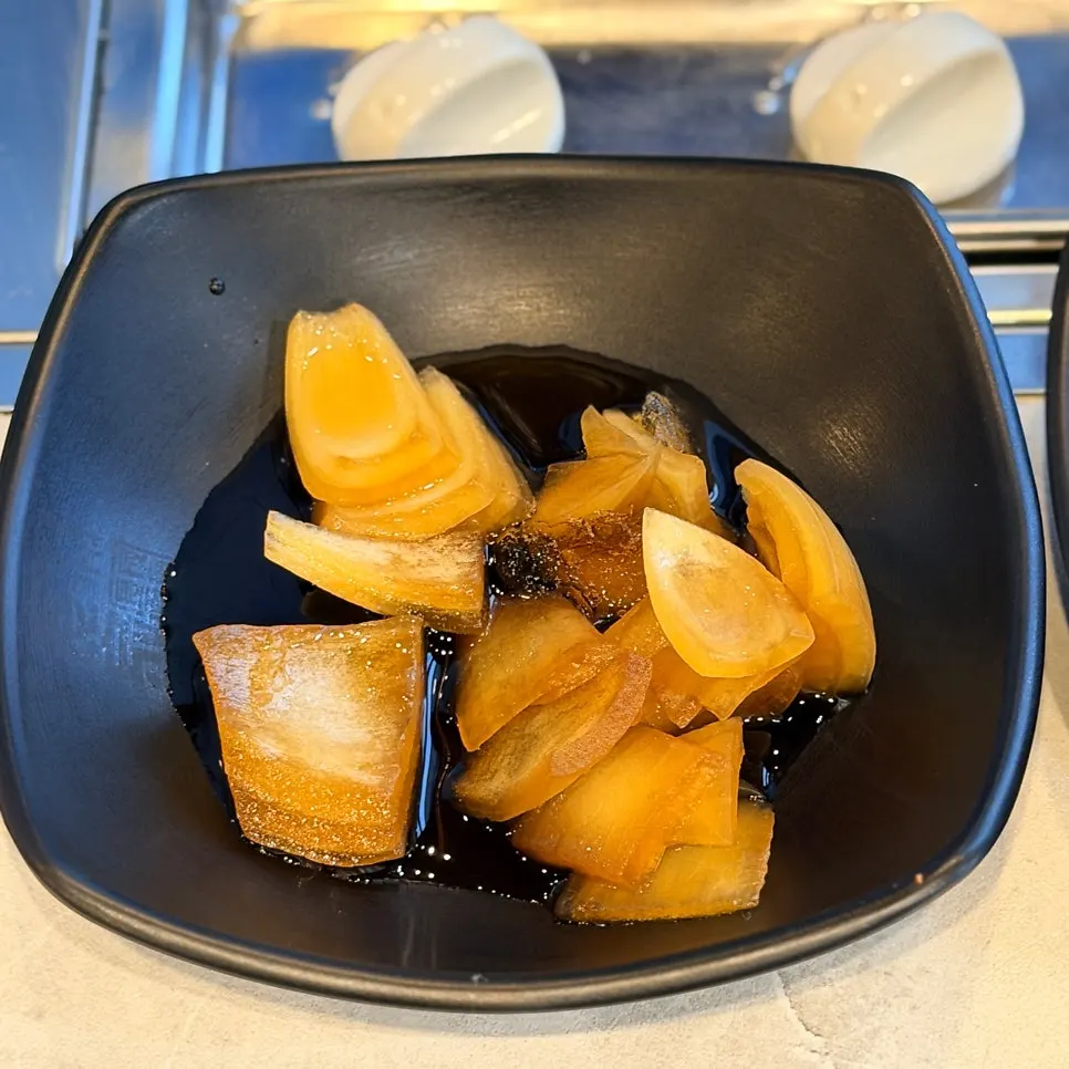 Eel and meat arranged by type