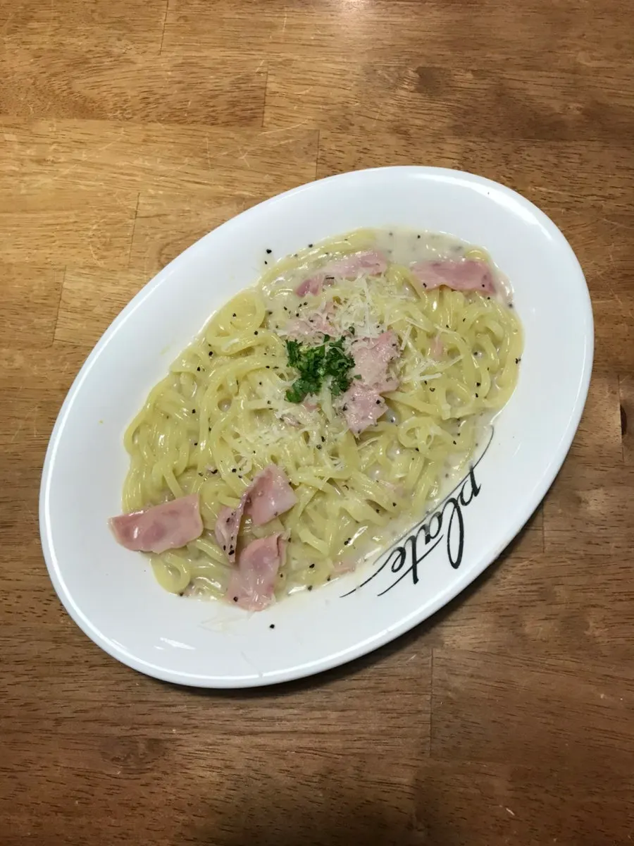 피치면으로 주문한 베이컨 카쵸에페페