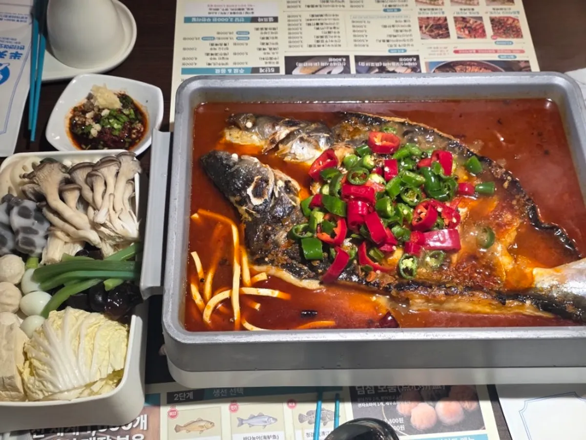 2인 카오위와 야채버섯모둠사리