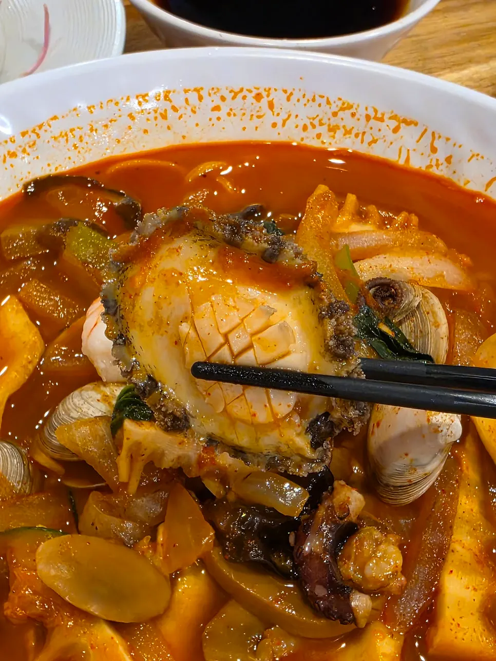 푸짐한 재료의 삼선짬뽕