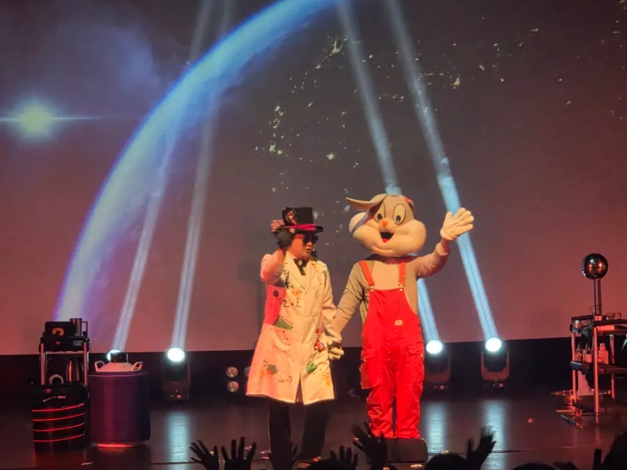 Regional show schedule for Magician JT's Science Lab