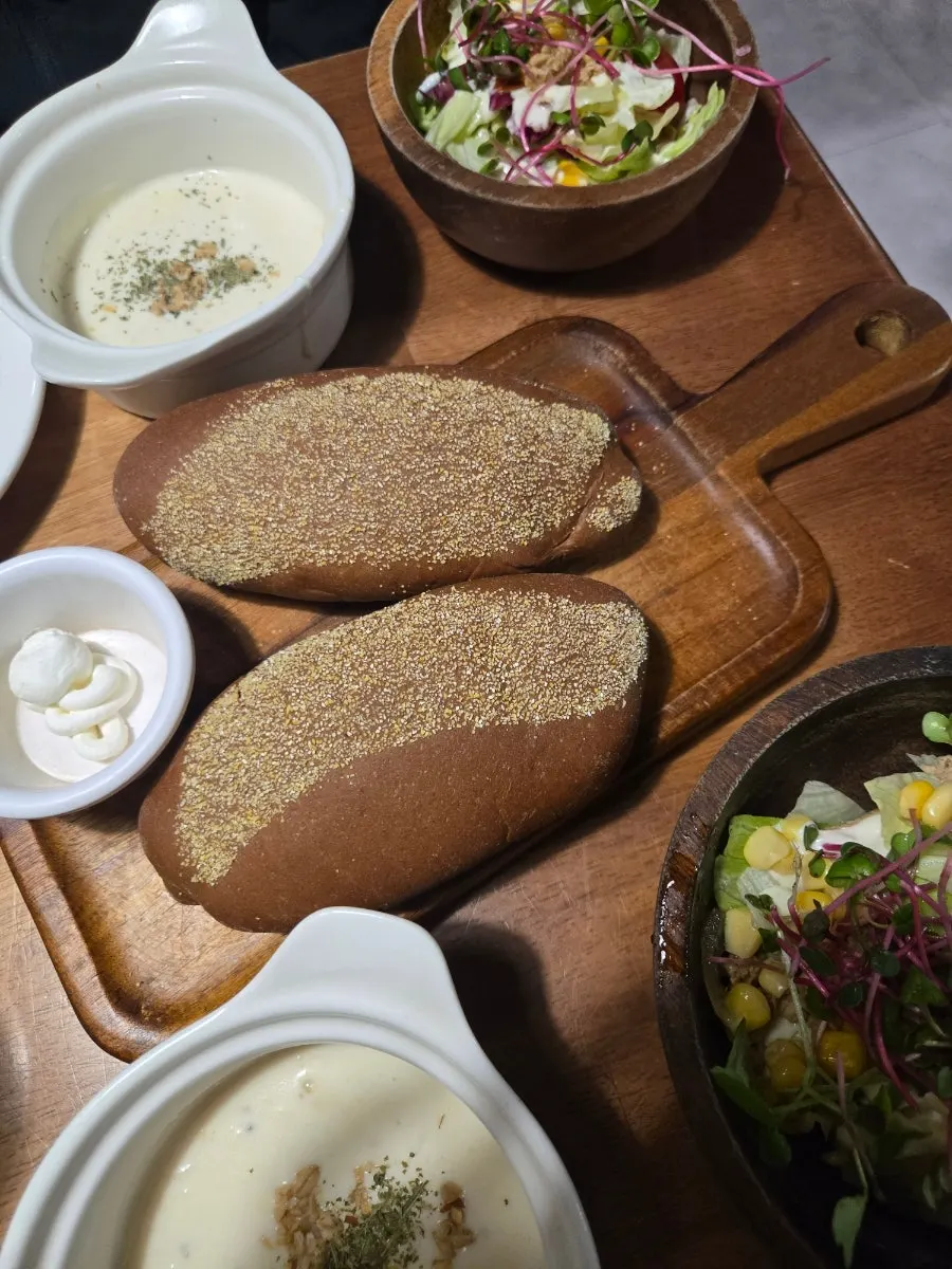 Table at the end of splitting two pastas