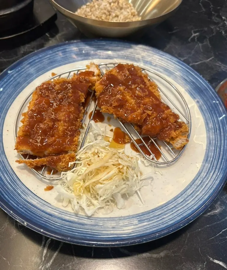 Siraegi bone soup barley rice mackerel set