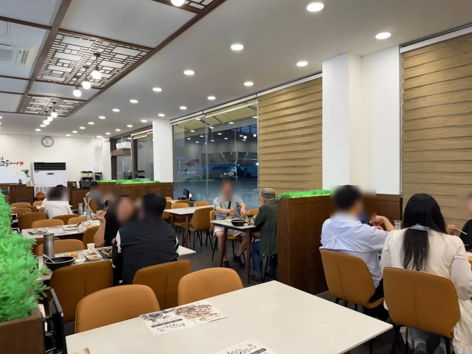 화덕으로간고등어 신탄진점 입구