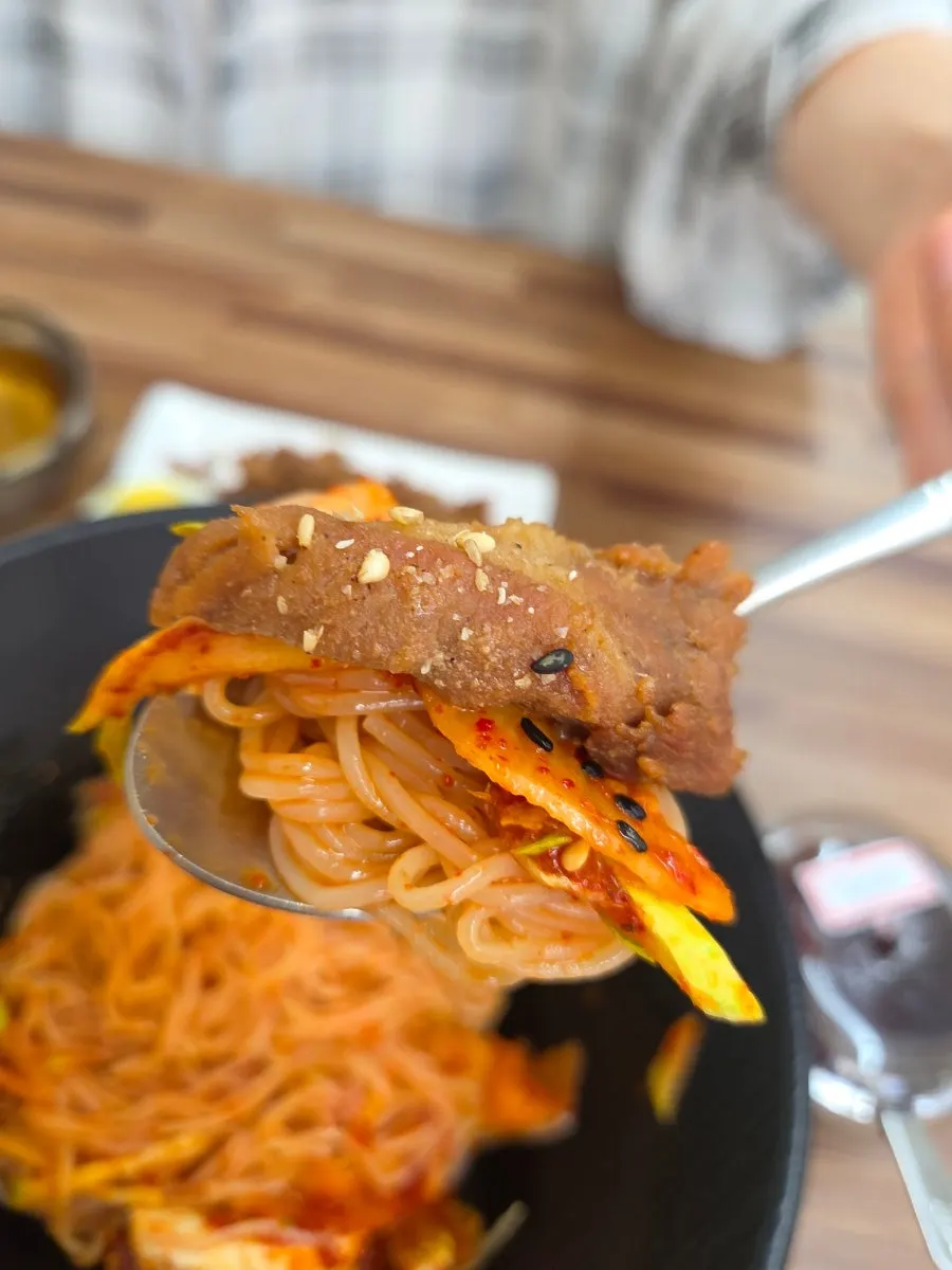 Milmyeon sauce served separately