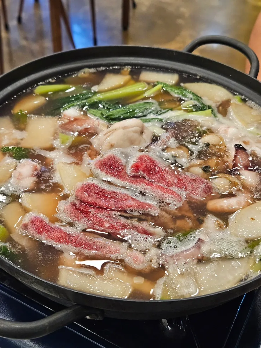 Octopus and nakji eaten with chojang