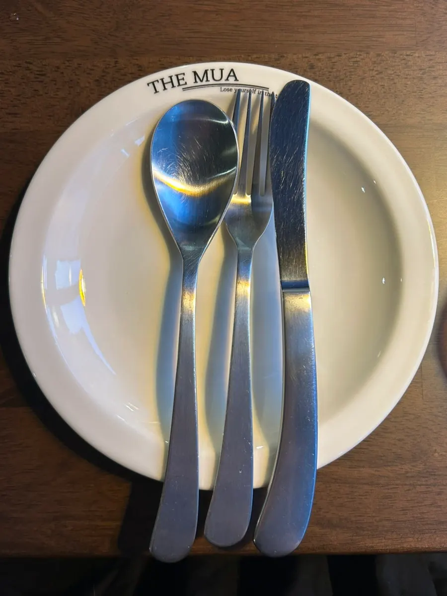 Utensils and table setting at THE MUA