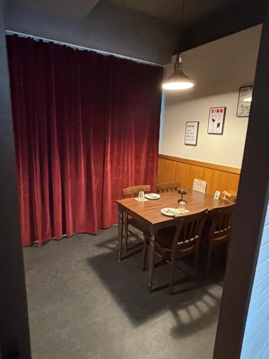 THE MUA's neat interior
