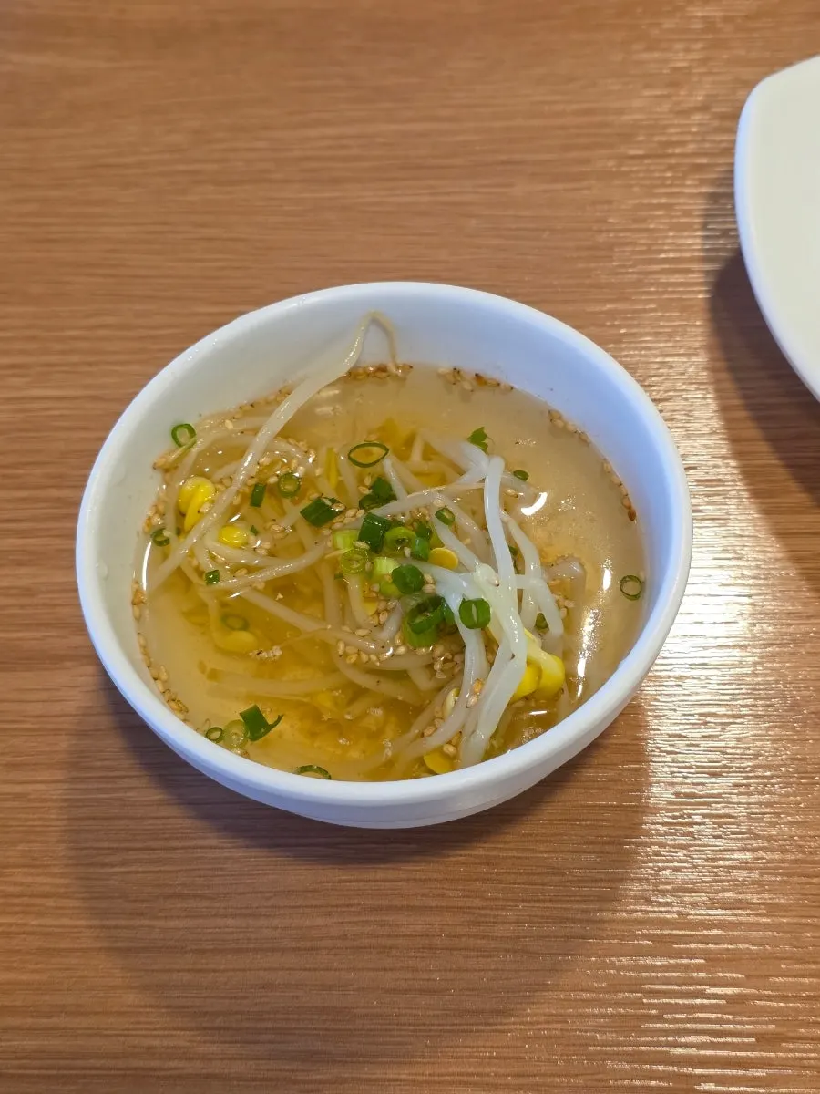 족발보쌈과 함께 나온 밑반찬