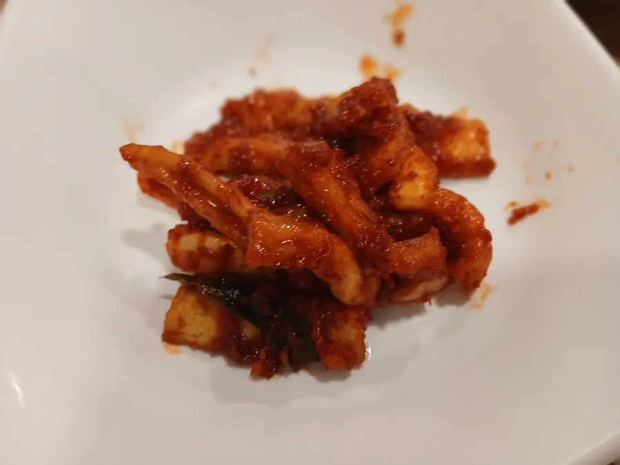 추가한 된장찌개와 공깃밥