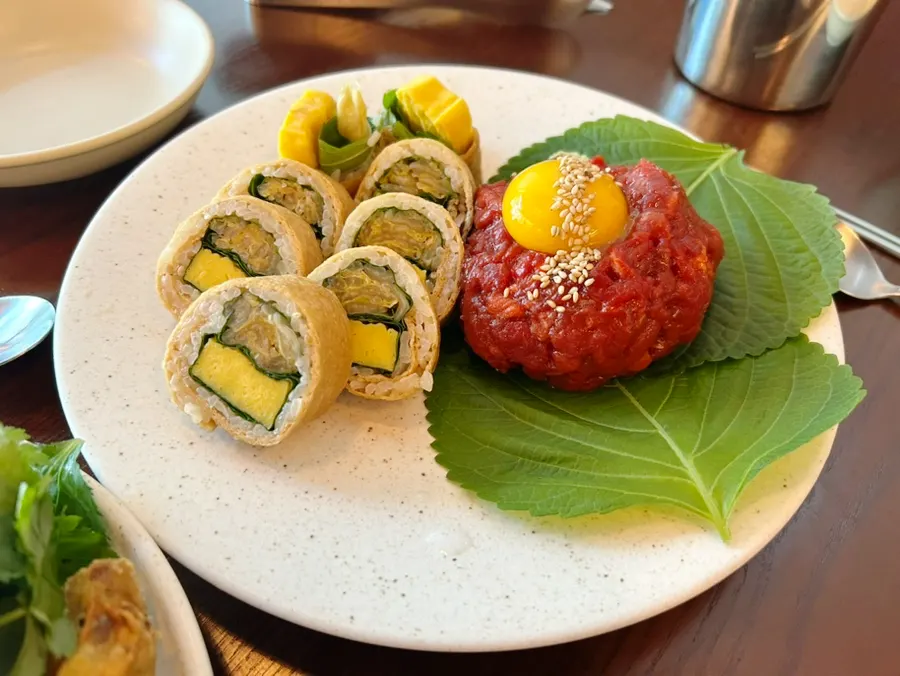 Fried peppers with dangwi leaves at Usul, a fusion Korean restaurant near Jungangno Station in Daejeon