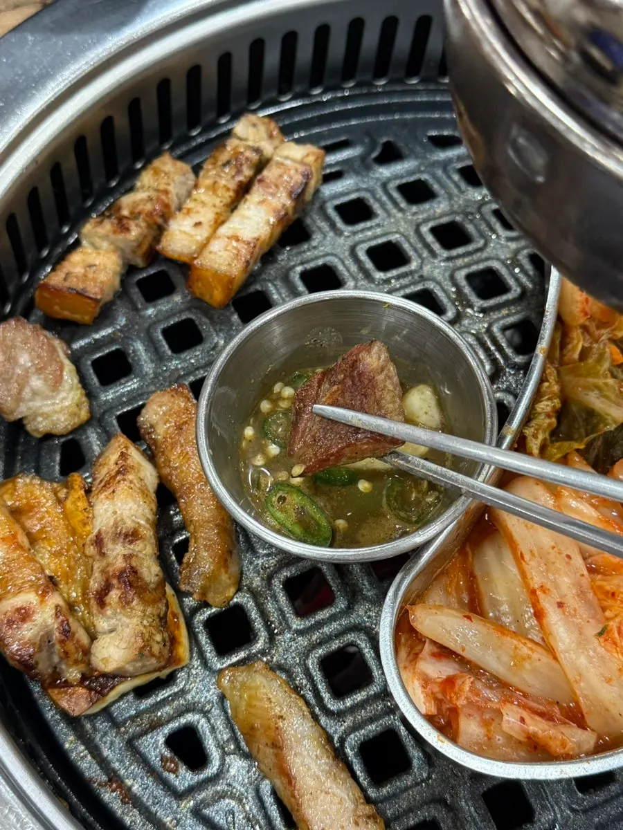 전봇대 숯불 오겹 오겹살