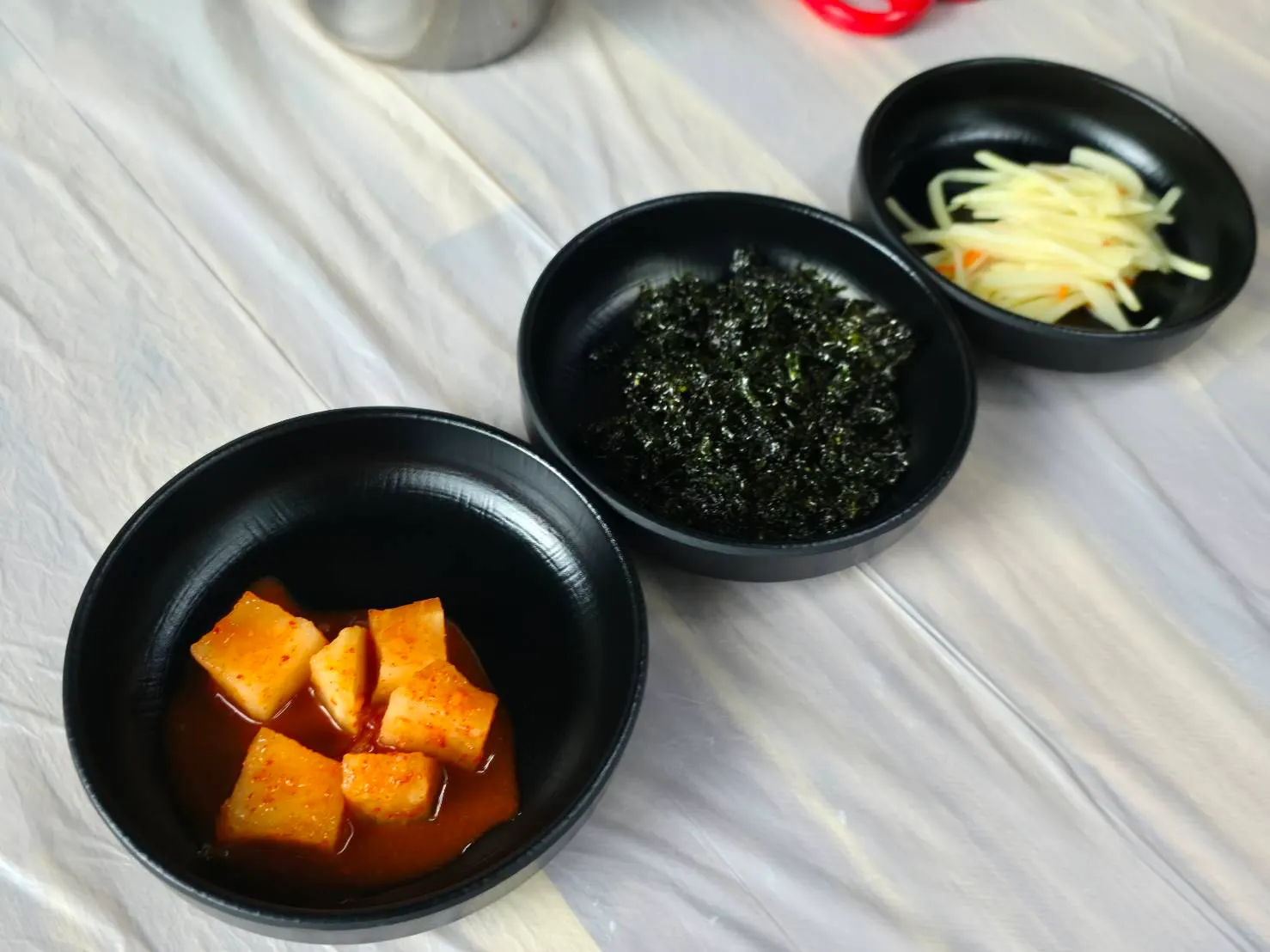 아구찜 주문 후 차려진 밑반찬