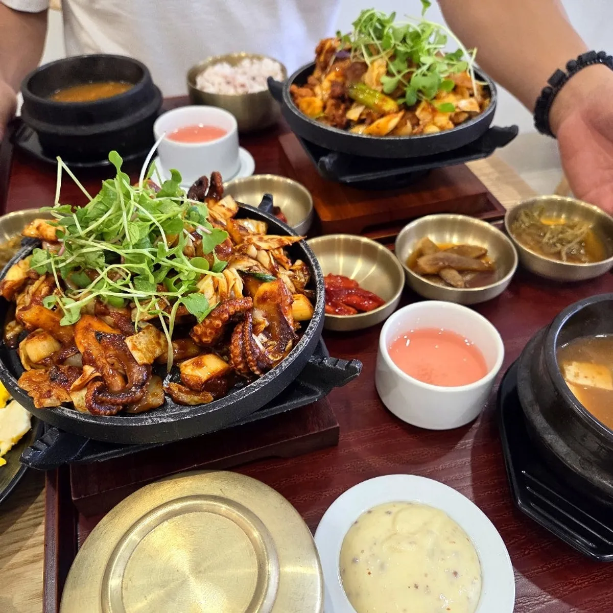 카페동이 대명역점 한정식 밥상 대표 사진