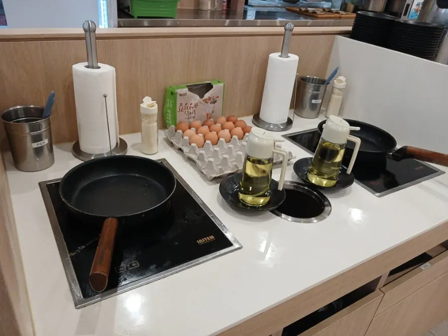 Self-bar at Cafe Dongi Daemyeong Station Branch