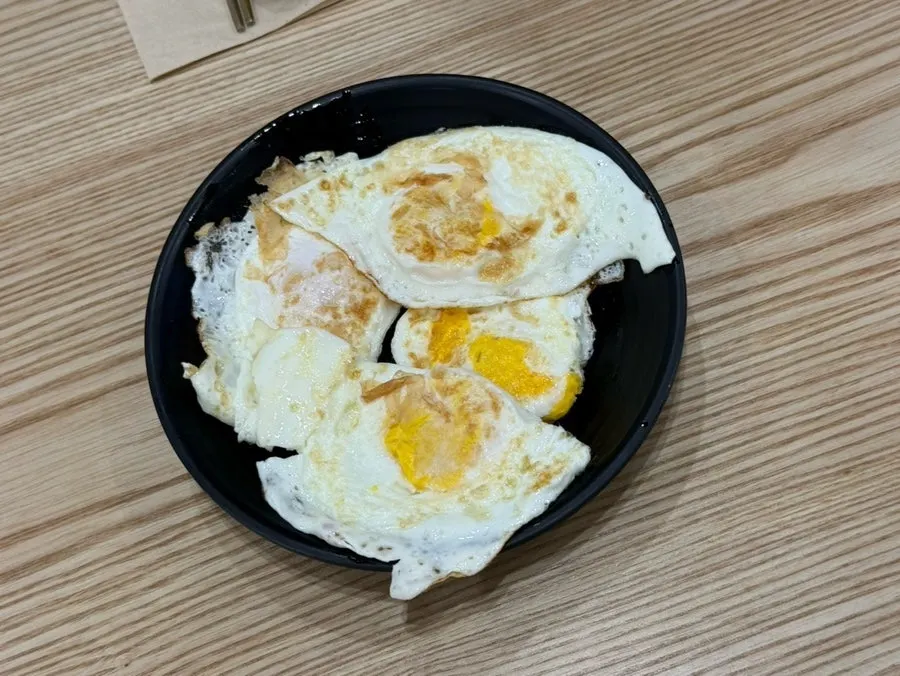 직접 구워 먹은 셀프 계란후라이