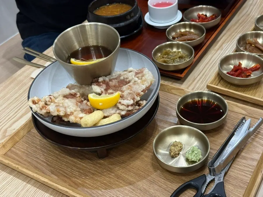 동이 누룩 숙성 탕수육 소 한 접시