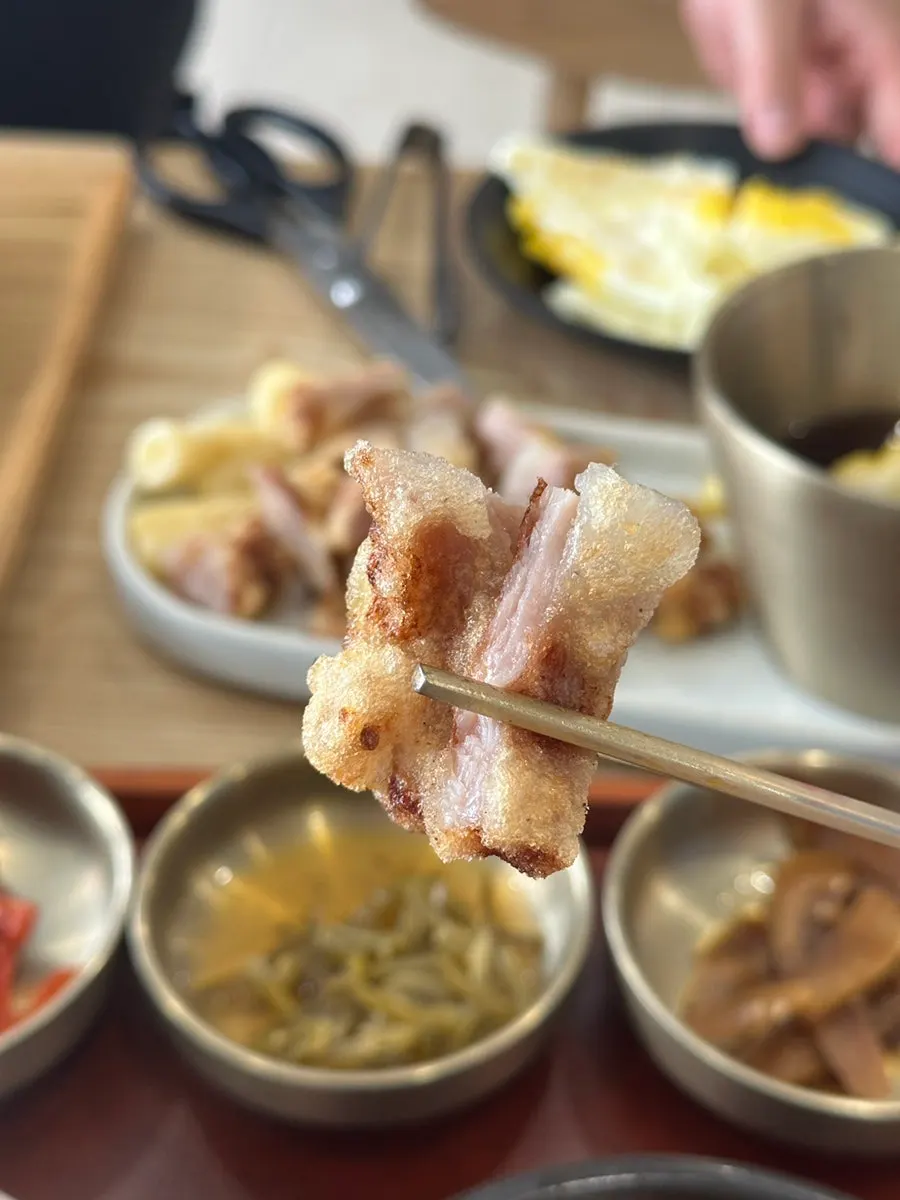 찍먹 스타일 탕수육 클로즈업