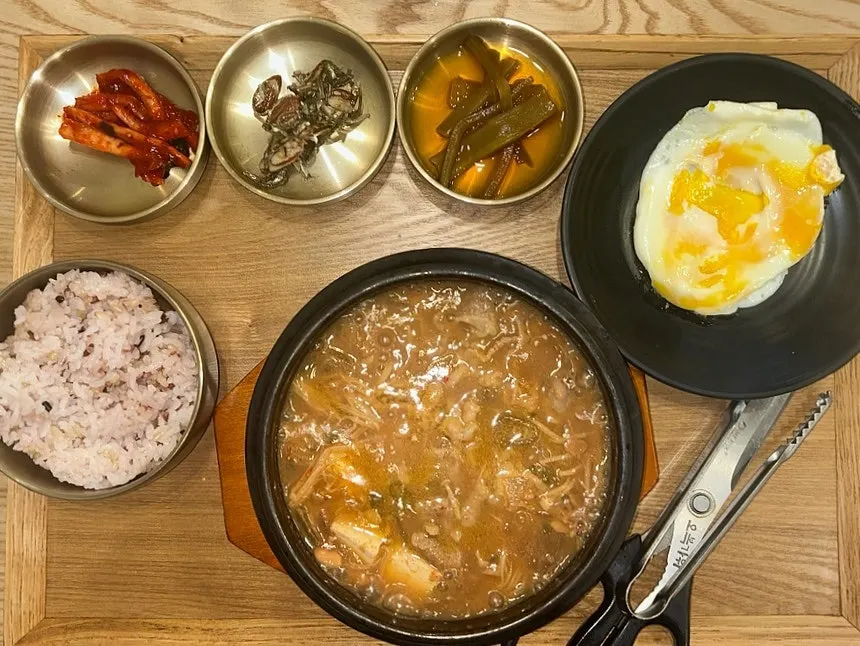카페동이 대명역점 한식 밥상 대표 이미지