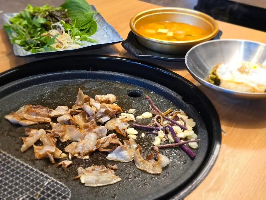 Golden-brown cooked chewy pork belly