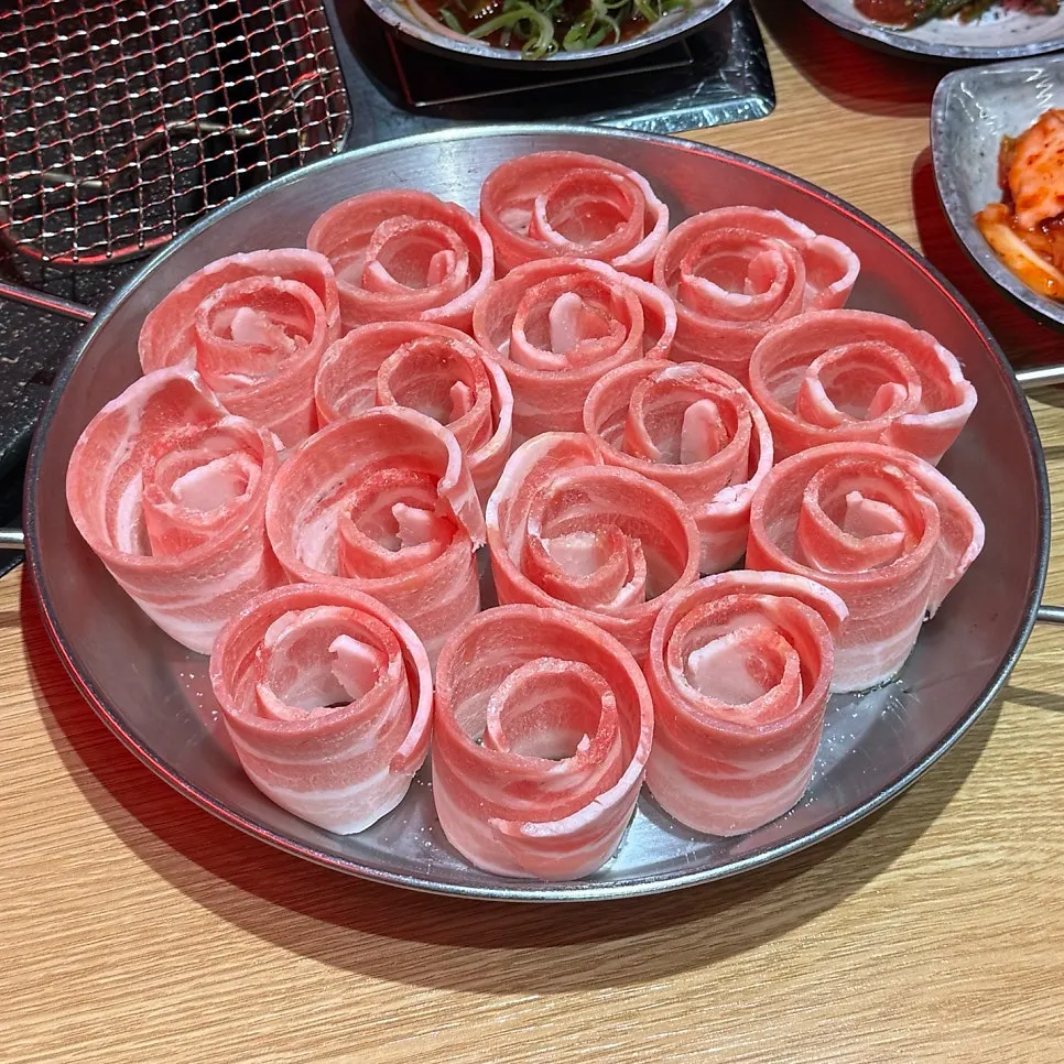 대패마켙 강남논현점 대패삼겹살 상차림