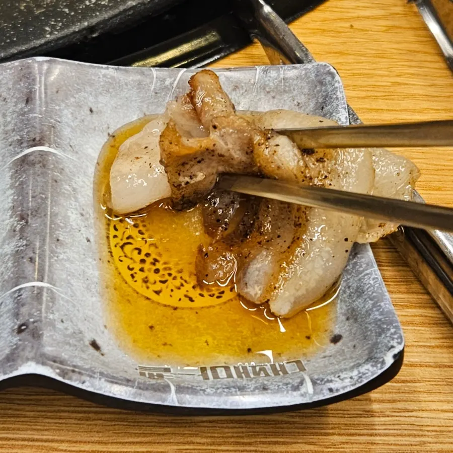 Meat spread at Daepae Market Gangnam Nonhyeon Branch