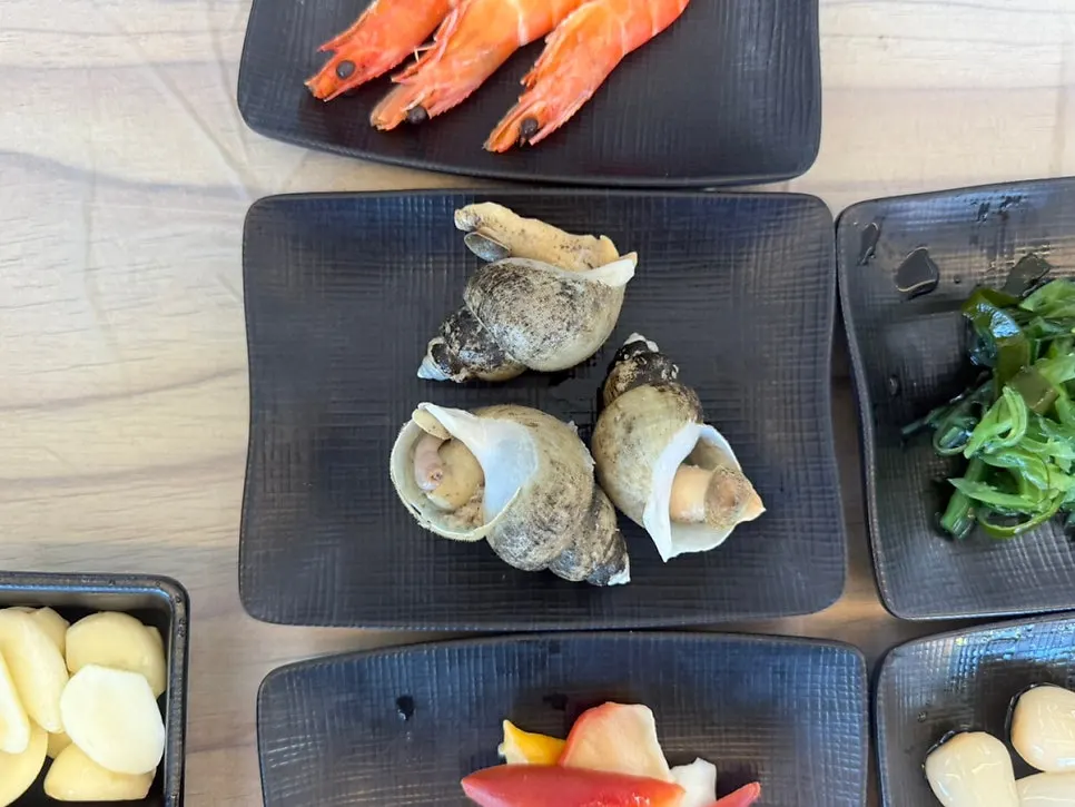 Seasoned seaweed side dish
