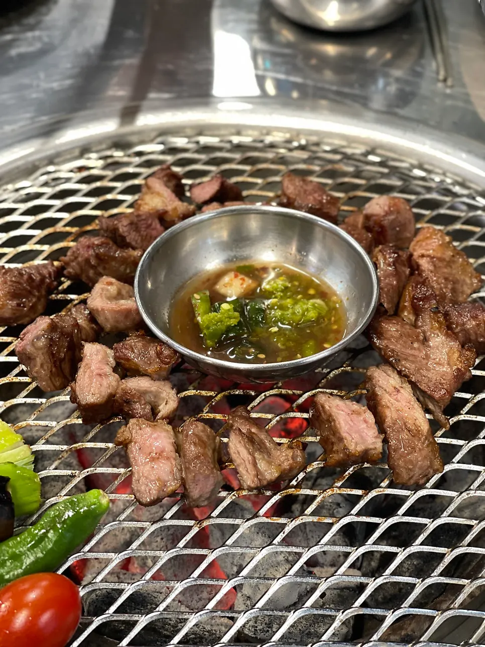 식사를 마친 대월숯불고기 테이블