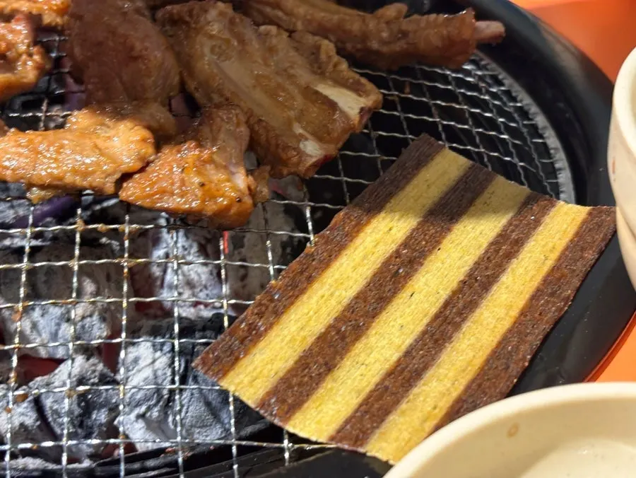 Pork galbi and muksabal table setting