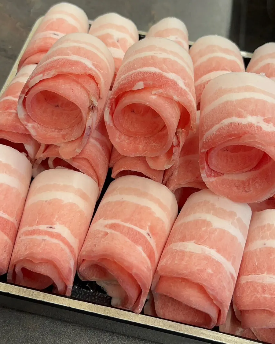 Albam daepae pork belly on the grill