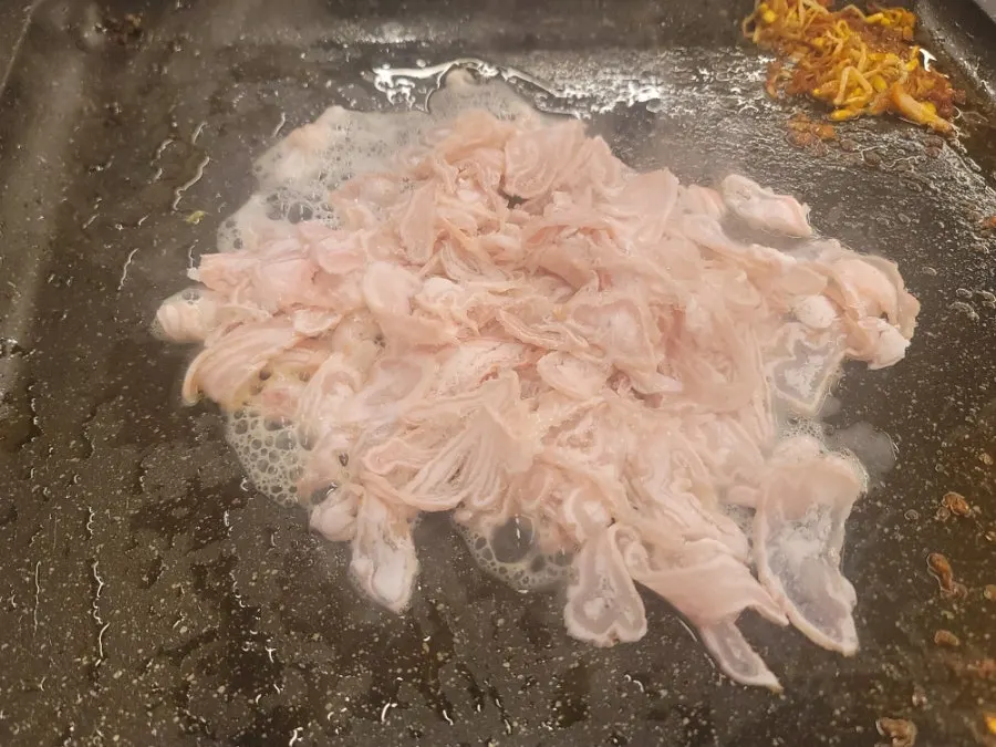 Thinly sliced snowflake makchang