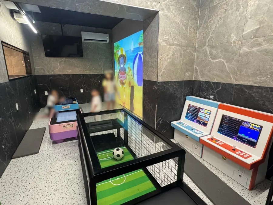 Smart Kids Zone with interactive play elements