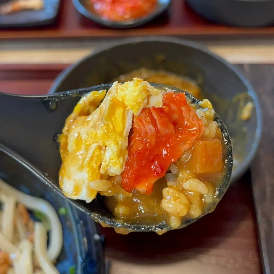 Curry egg rice from the combo set