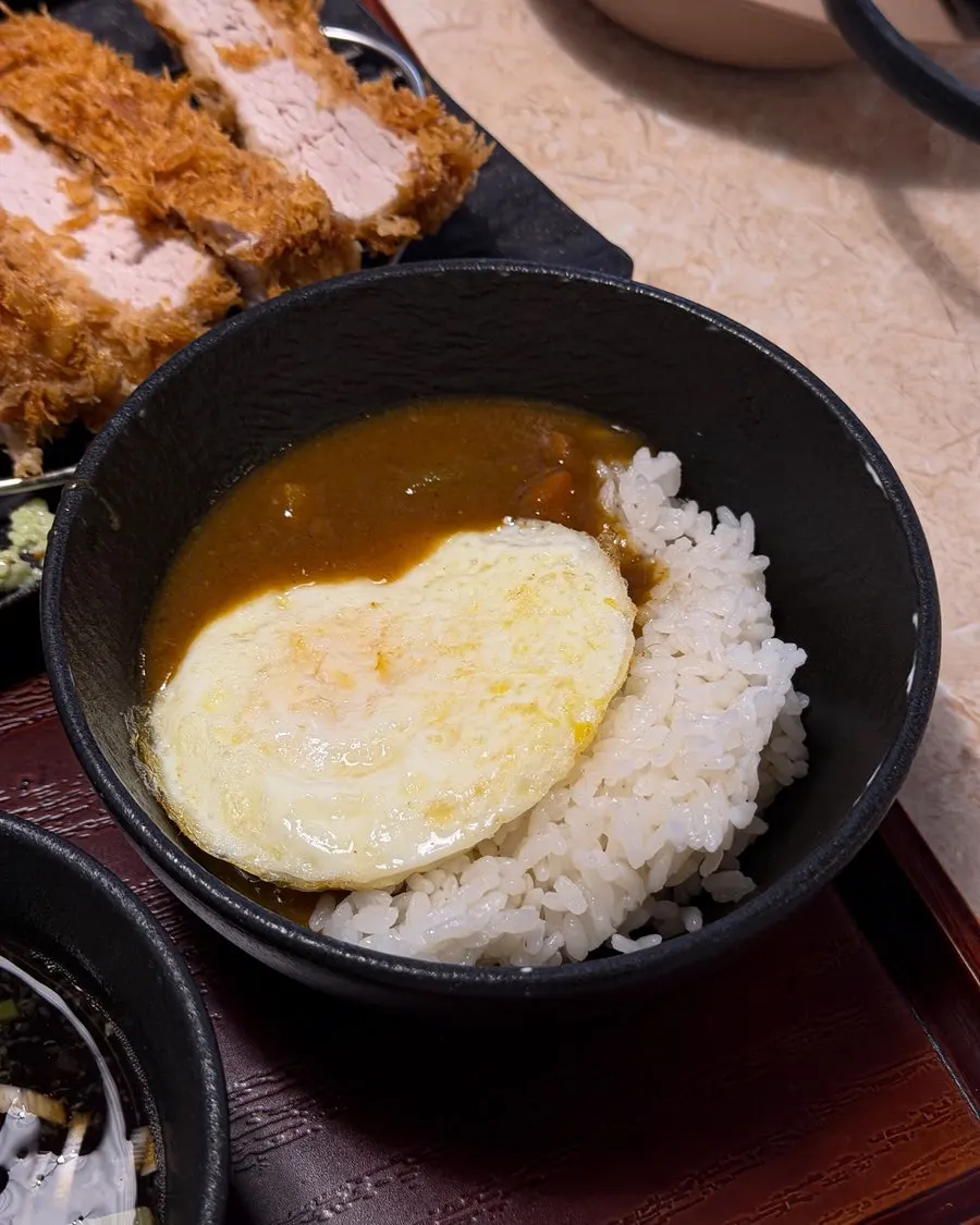 Crispy donkatsu and pan momil