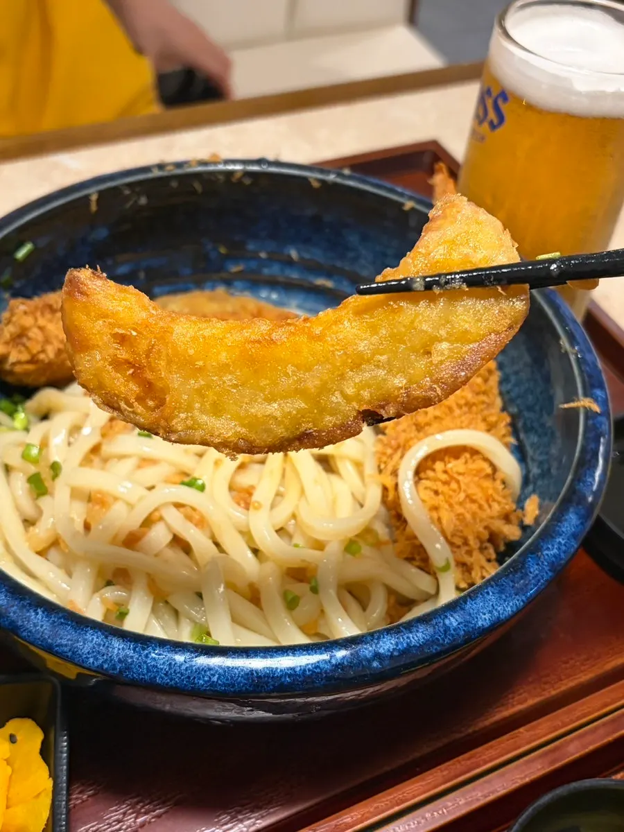 간장소스를 부은 냉우동