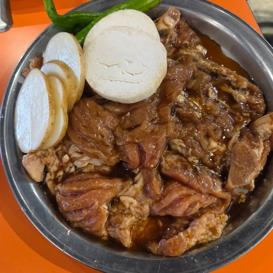 Domestic marinated ribs and Cheongyang cream udon set