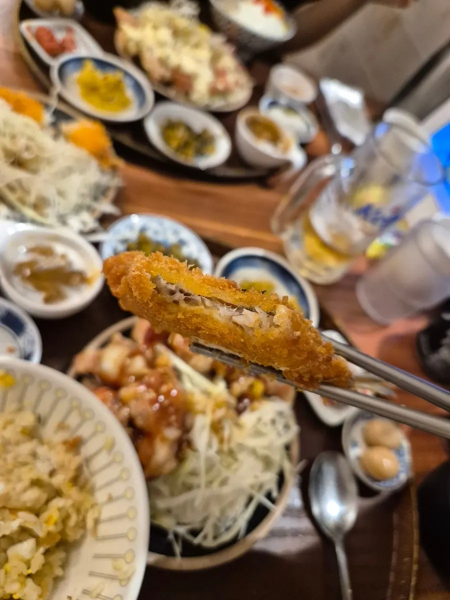 바삭하게 튀겨진 아지후라이