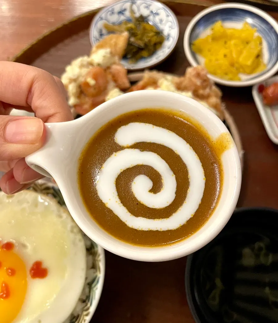 Close-up of the side dish plates