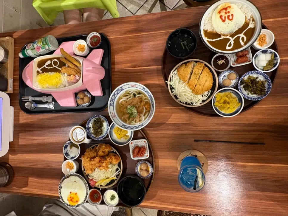 다이도코로 패밀리세트 한 상 차림