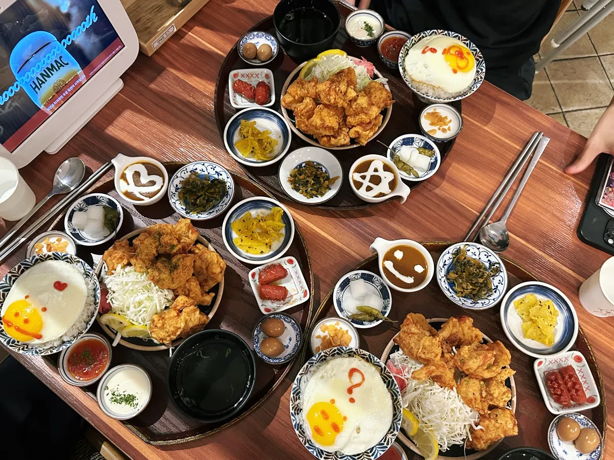 명품 가라아게 정식세트 한 상 차림