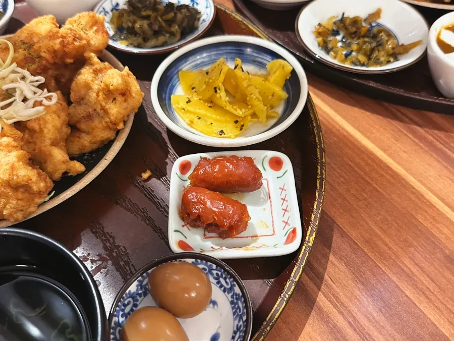 가라아게 정식에 함께 나온 밑반찬